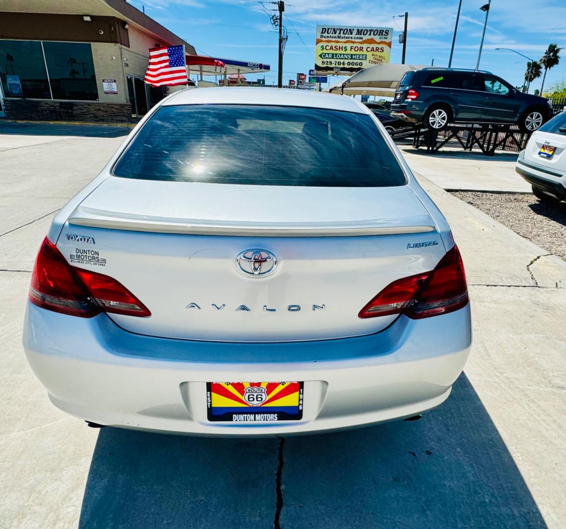 2008 Silver /Toyota Toyota Avalon limited , located at 2190 Hwy 95, Bullhead City, AZ, 86442, (928) 704-0060, 0.000000, 0.000000 - 2008 Toyota Avalon Limited. leather loaded, completely serviced. Free Carfax,Free warranty. In house financing available. - Photo#6